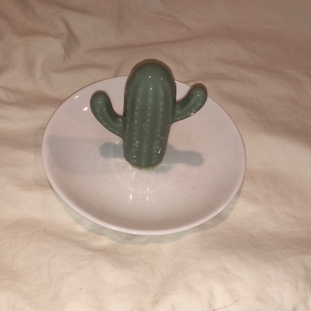Jewelry holder